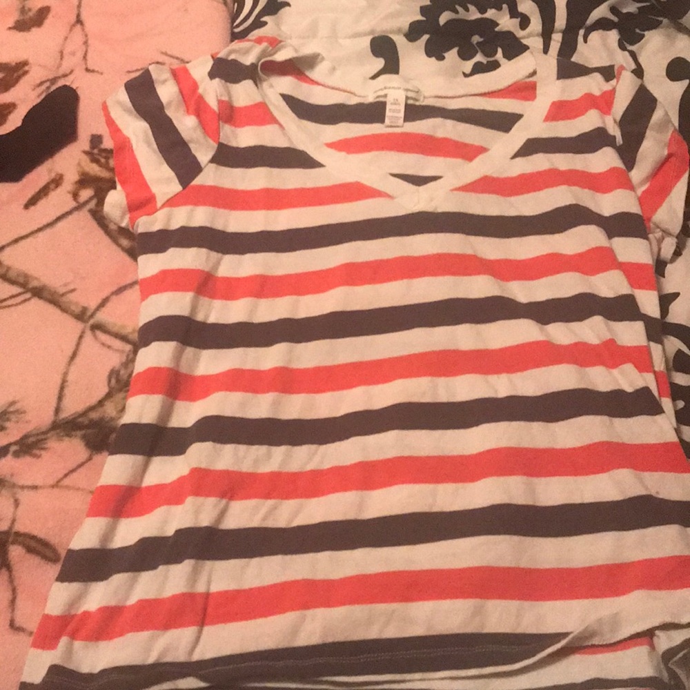 Tee shirt
